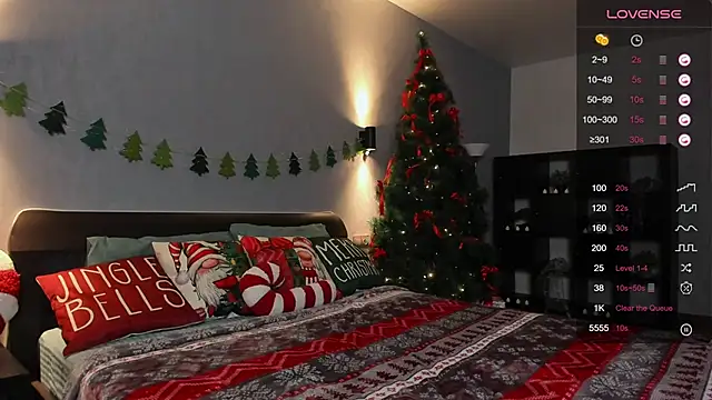 Snapshot of hannacheekss_ chatting on December 2024 10:12:02 AM hannacheekss online show from December 2024 10:12:02 AM