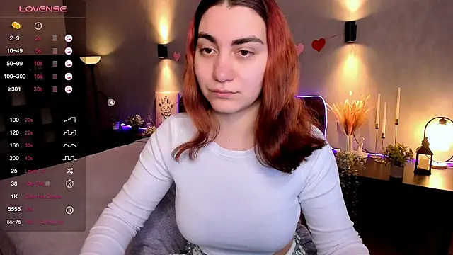 Snapshot of hannacheekss_ chatting on October 2025 02:09:01 AM hannacheekss online show from October 2025 02:09:01 AM