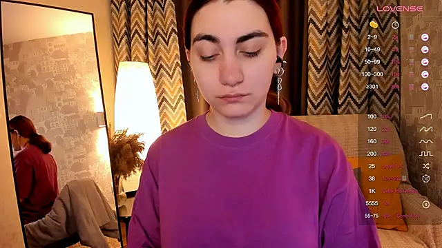 Snapshot of hannacheekss_ chatting on October 2025 02:09:02 AM hannacheekss online show from October 2025 02:09:02 AM