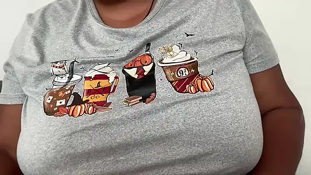 MashaCL online show from October 2025 09:40:01 AM