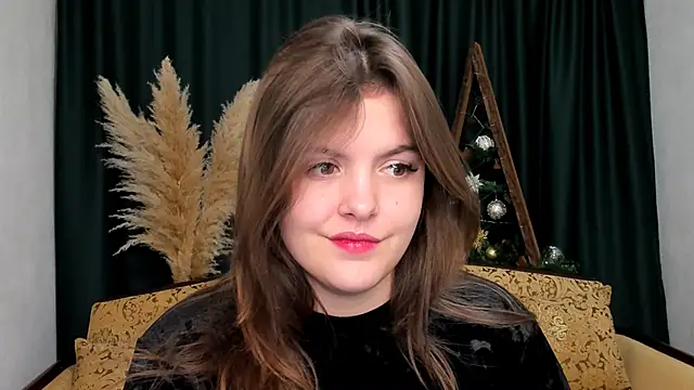 Snapshot of showmeparadise chatting on January 2025 06:34:02 PM showmeparadise online show from January 2025 06:34:02 PM