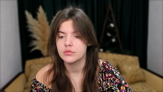 Snapshot of showmeparadise chatting on February 2025 06:27:02 AM showmeparadise online show from February 2025 06:27:02 AM