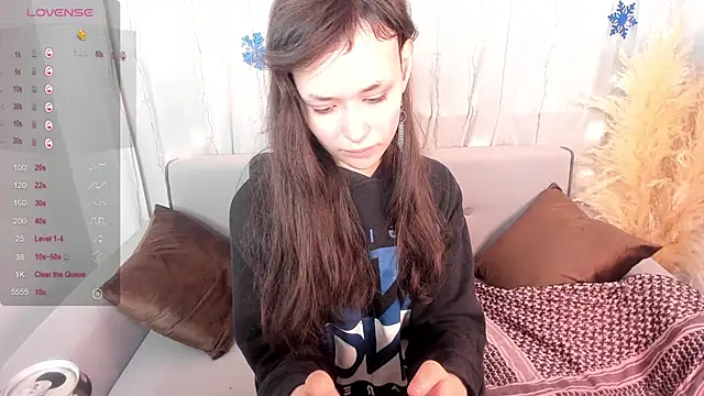 Snapshot of Emily_Strikeee chatting on December 2024 10:50:01 AM Emily Strikeee online show from December 2024 10:50:01 AM