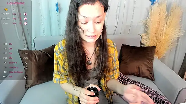 Snapshot of Emily_Strikeee chatting on December 2024 10:03:02 AM Emily Strikeee online show from December 2024 10:03:02 AM