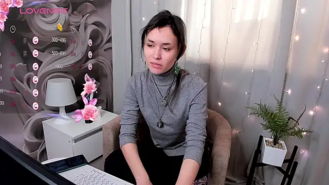 Snapshot of Emily_Strikeee chatting on February 2025 09:46:02 AM Emily Strikeee online show from February 2025 09:46:02 AM