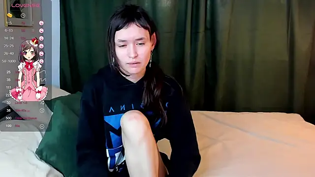 Snapshot of Emily_Strikeee chatting on October 2025 10:05:02 AM Emily Strikeee online show from October 2025 10:05:02 AM