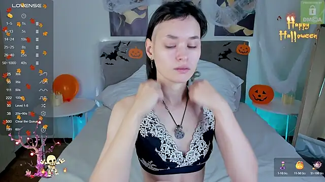 Snapshot of Emily_Strikeee chatting on October 2025 09:54:02 AM Emily Strikeee online show from October 2025 09:54:02 AM