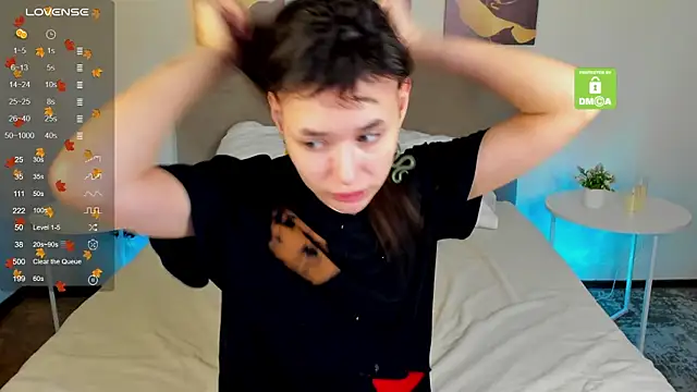 Snapshot of Emily_Strikeee chatting on November 2025 09:54:02 AM Emily Strikeee online show from November 2025 09:54:02 AM