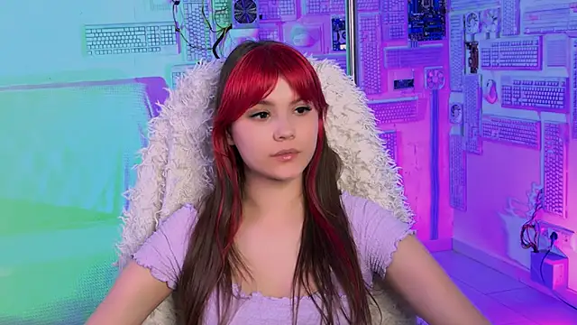 EvaThopson online show from May 2026 12:55:01 PM