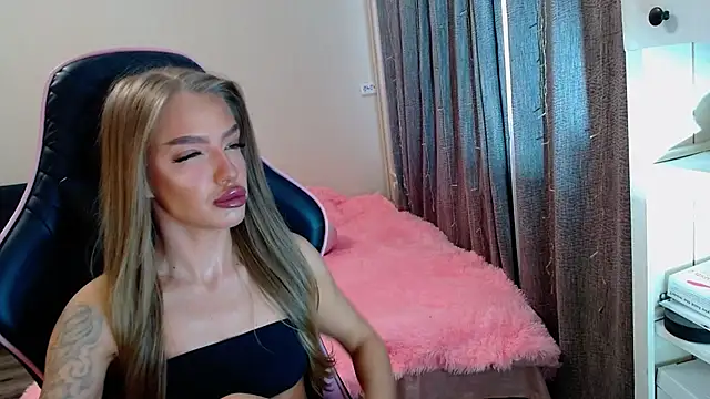 lonely dreamm online show from February 2025 09:03:01 AM