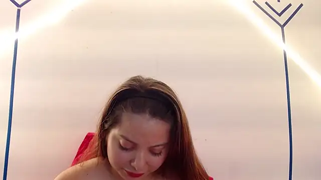 Emawalker  online show from March 2025 06:22:02 PM