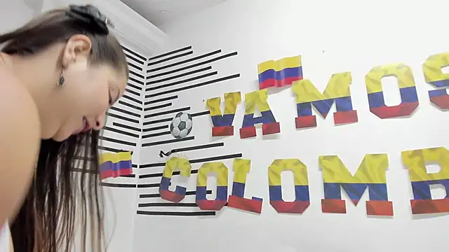 Emawalker  online show from June 2026 01:03:01 PM
