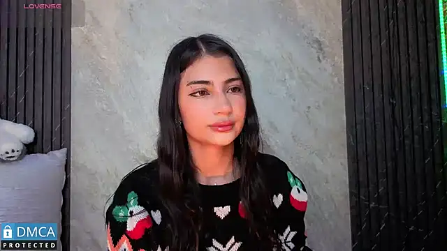 SolBeaumont1 online show from October 2025 05:35:02 PM