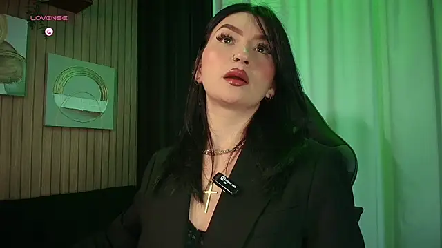 Snapshot of ArkaBella chatting on December 2025 08:48:01 PM ArkaBella online show from December 2025 08:48:01 PM