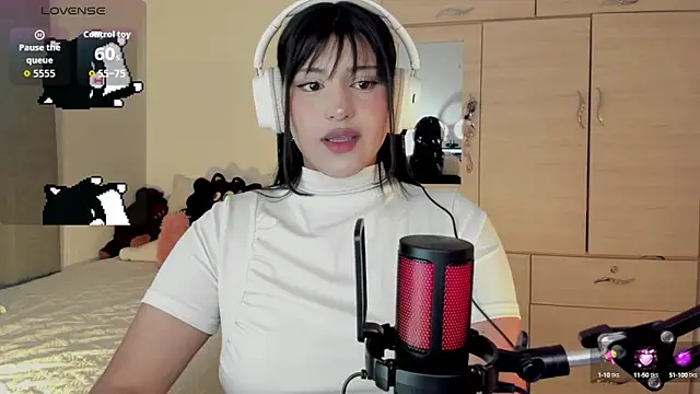 Snapshot of Ju_Kyung chatting on October 2025 11:47:01 PM Ju Kyung online show from October 2025 11:47:01 PM