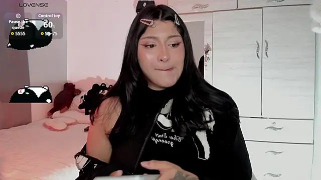 Snapshot of Ju_Kyung chatting on November 2025 12:02:01 AM Ju Kyung online show from November 2025 12:02:01 AM