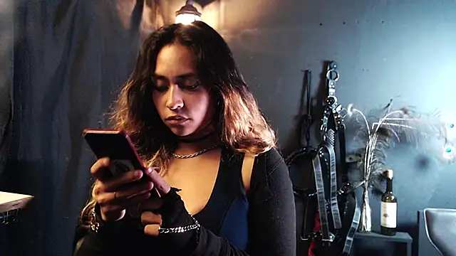 Snapshot of saba_the_courtesan chatting on October 2025 05:35:02 AM saba the courtesan online show from October 2025 05:35:02 AM