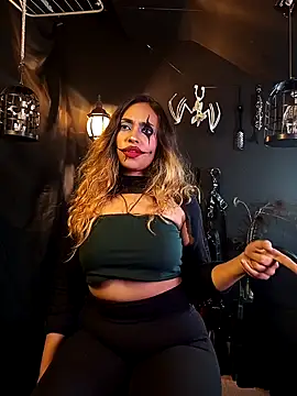 Snapshot of saba_the_courtesan chatting on October 2025 06:57:01 AM saba the courtesan online show from October 2025 06:57:01 AM