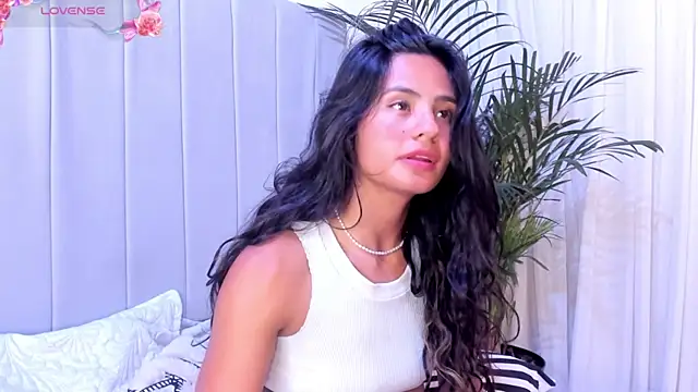 Snapshot of Mindy_sweety chatting on January 2025 04:26:01 PM Mindy sweety online show from January 2025 04:26:01 PM