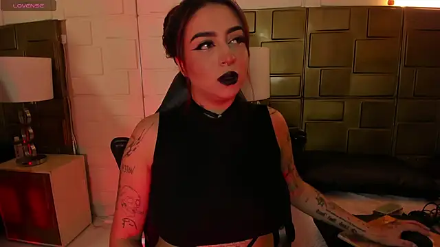 AnnikaMerliahh  online show from March 2025 12:00:01 PM