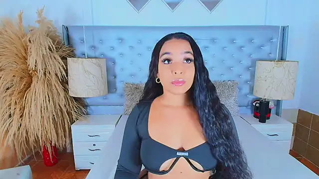 Snapshot of EileenBenzon chatting on September 2025 04:17:01 PM EileenBenzon online show from September 2025 04:17:01 PM