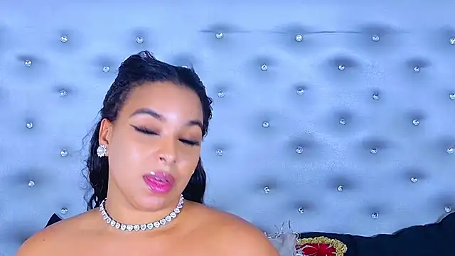 EileenBenzon online show from April 2026 05:30:01 PM