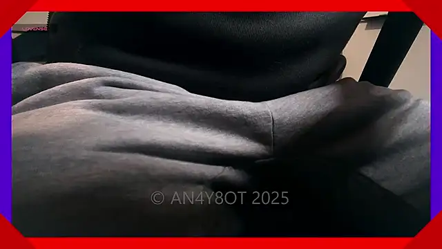 Snapshot of an4y8ot chatting on February 2025 02:24:02 PM an4y8ot online show from February 2025 02:24:02 PM