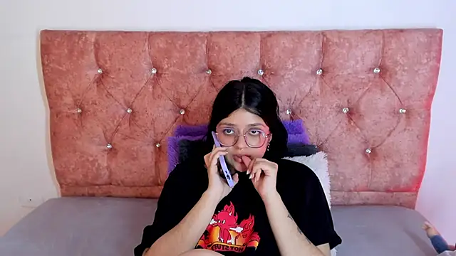 Snapshot of lana_dol chatting on March 2025 06:56:01 PM lana dol online show from March 2025 06:56:01 PM