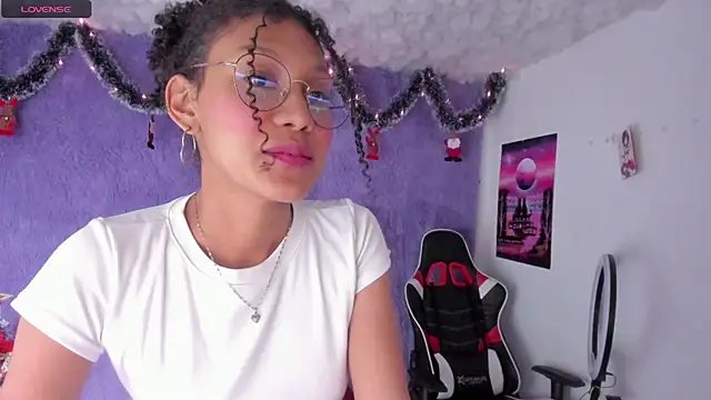 allis0n ik online show from December 2024 03:03:01 AM