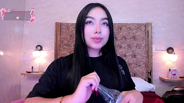 Snapshot of gaby_desire777 chatting on December 2024 12:39:02 PM gaby desire777 online show from December 2024 12:39:02 PM