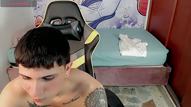 Snapshot of Brayan_lopezz chatting on January 2025 03:57:02 PM Brayan lopezz online show from January 2025 03:57:02 PM