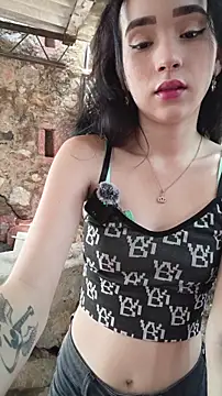 sweet outdoor charm online show from April 2026 03:36:01 PM