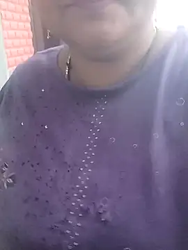 Snapshot of seemi_bhabhi chatting on February 2025 01:41:02 AM seemi bhabhi online show from February 2025 01:41:02 AM