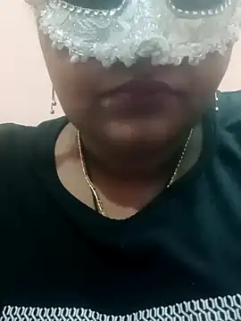 Snapshot of seemi_bhabhi chatting on February 2025 11:17:02 AM seemi bhabhi online show from February 2025 11:17:02 AM