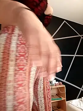 Nell-X online show from October 2025 08:12:01 AM