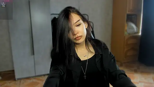 SweetyDeviliya online show from April 2026 06:44:01 AM
