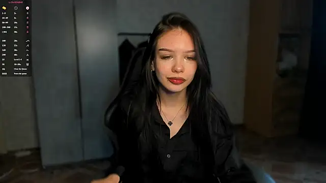 Snapshot of SweetyDeviliya chatting on May 2026 05:34:01 AM SweetyDeviliya online show from May 2026 05:34:01 AM