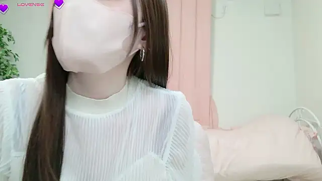 MARIAo0 online show from December 2025 10:11:02 AM