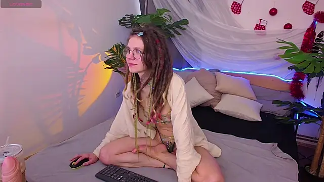 Rin Skylar online show from December 2025 07:59:02 AM