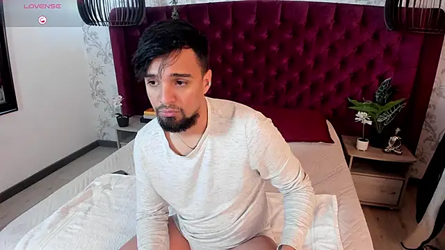 Edward max online show from October 2025 03:47:01 AM