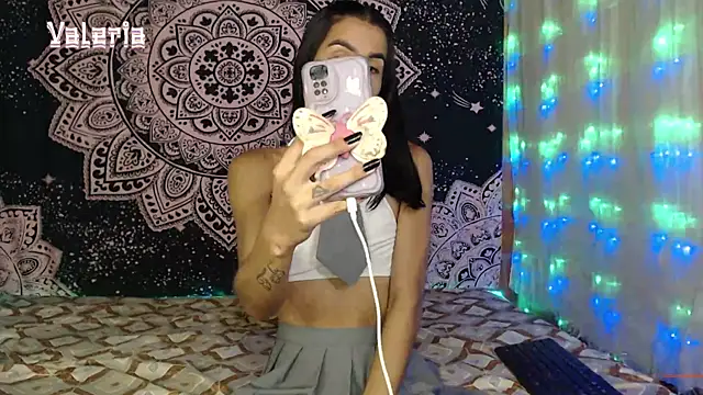 liissa 0 online show from December 2025 06:36:01 PM