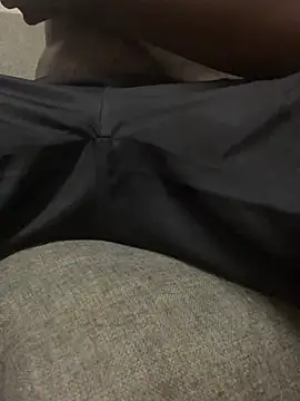 Mischevous T69 online show from April 2026 08:06:01 PM