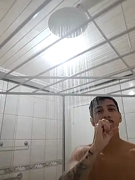 Snapshot of novdotado chatting on March 2025 11:42:01 PM novdotado online show from March 2025 11:42:01 PM