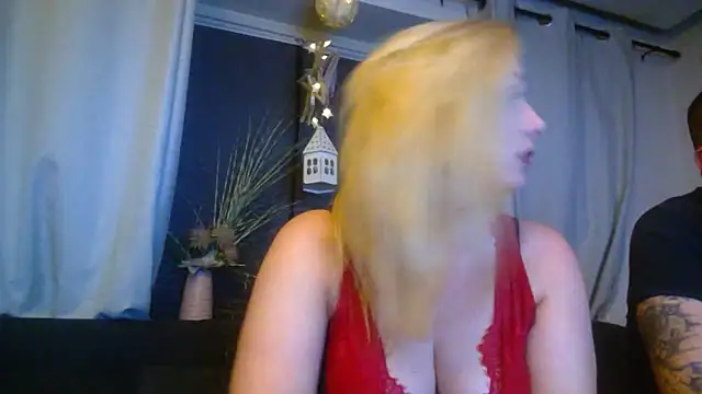 Snapshot of DevilsAngel13 chatting on November 2025 11:25:01 PM DevilsAngel13 online show from November 2025 11:25:01 PM