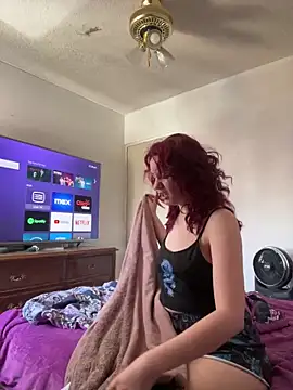 Snapshot of Nina-Chick777 chatting on March 2025 06:39:02 PM Nina-Chick777 online show from March 2025 06:39:02 PM