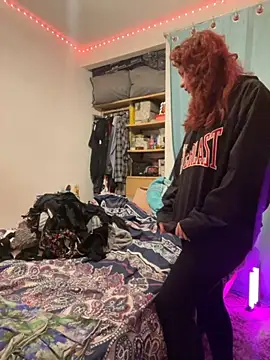 Snapshot of Nina-Chick777 chatting on October 2025 07:50:02 AM Nina-Chick777 online show from October 2025 07:50:02 AM