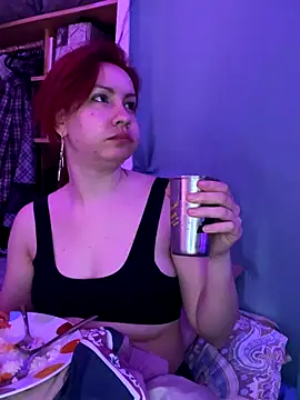 Snapshot of Nina-Chick777 chatting on October 2025 04:04:02 AM Nina-Chick777 online show from October 2025 04:04:02 AM