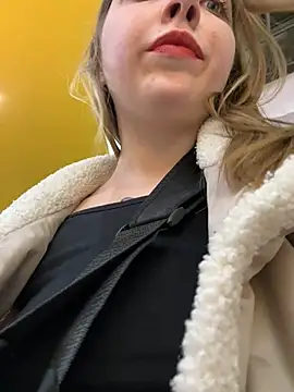 Sunny   Bunny online show from February 2025 05:19:02 PM