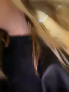 Sunny   Bunny online show from November 2025 01:02:01 PM