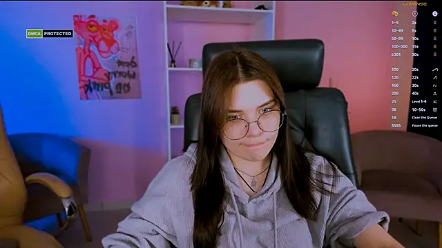 pure radiance1 online show from February 2025 12:49:01 PM